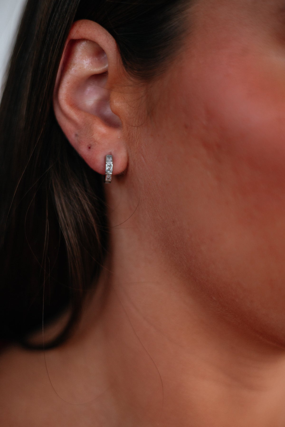 Diya Huggie Hoop Earrings